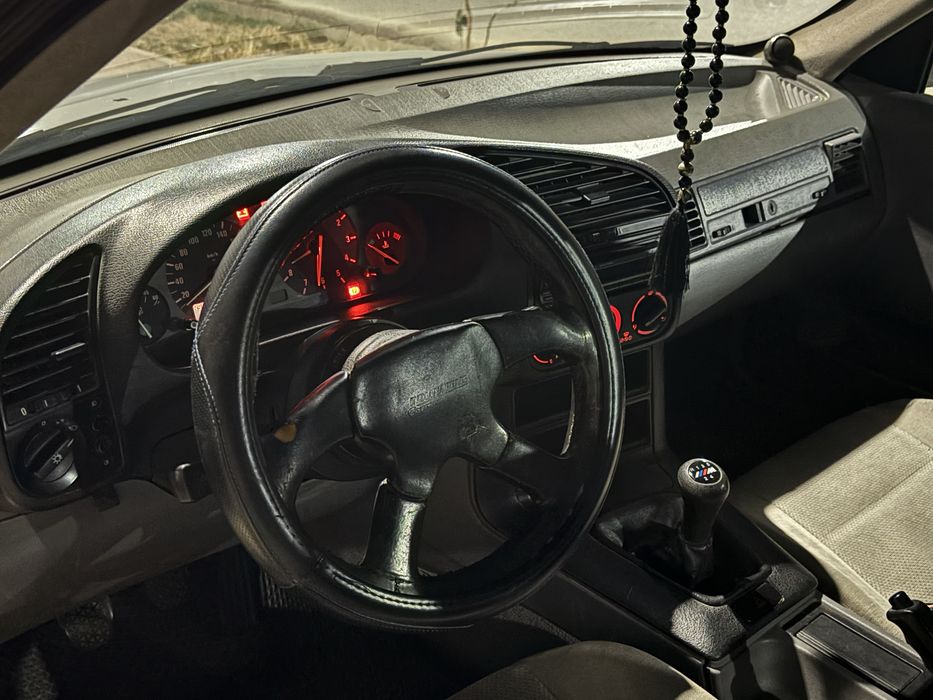 Продам Бмв 316 5ступка механ