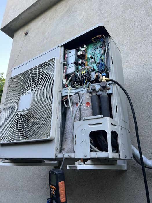 Климатик Daikin 71