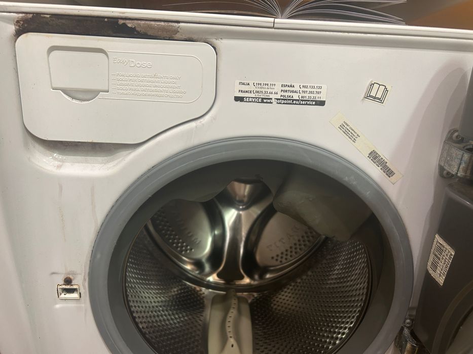 Пералня със сушилня Hotpoint Ariston