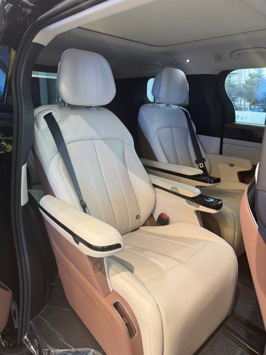 Byd XiA excellence full miniven 2025