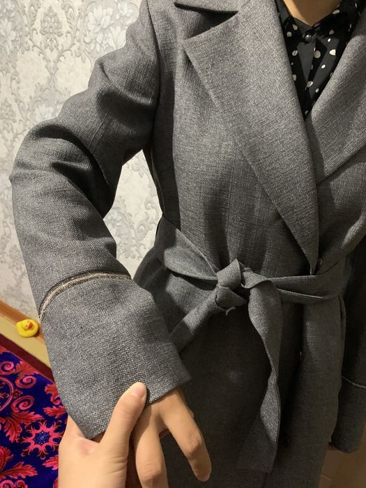 Продам Новый тренч, длина 110 см