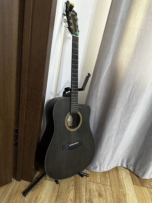 Продам Гитару Tayste