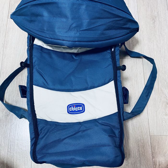 Продам новую переноску Chicco