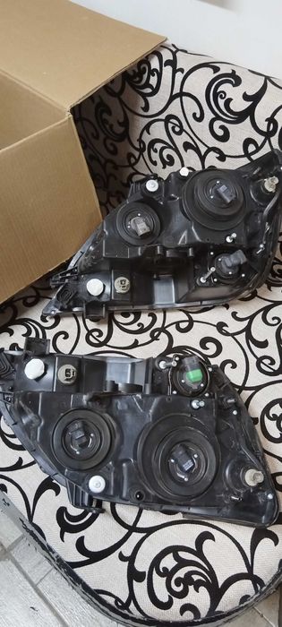 Фары на лексус rx300