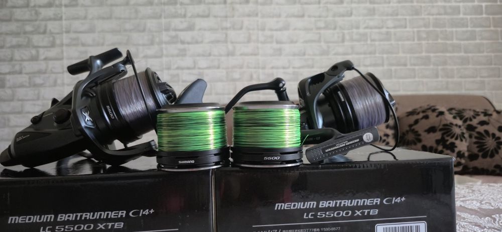 2 броя Шаранджийски макари SHIMANO Medium Baitrunner Ci4 XTB LC 5500