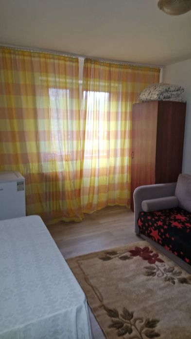 Inchiriez Garsoniera