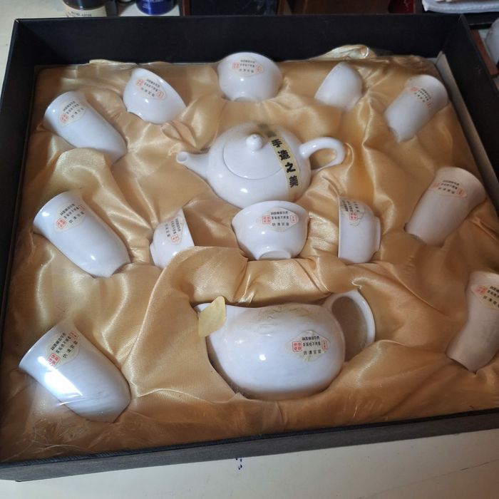 Продам посуду в хорошом состоянии