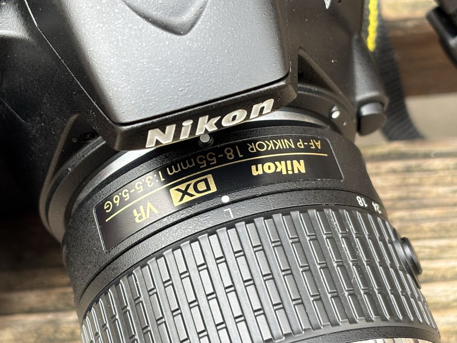 Nikon D3500 Aparat foto DSLR + Obiectiv  Chit complet