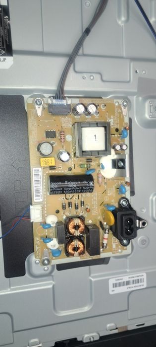 Телевизор LG 32 на части