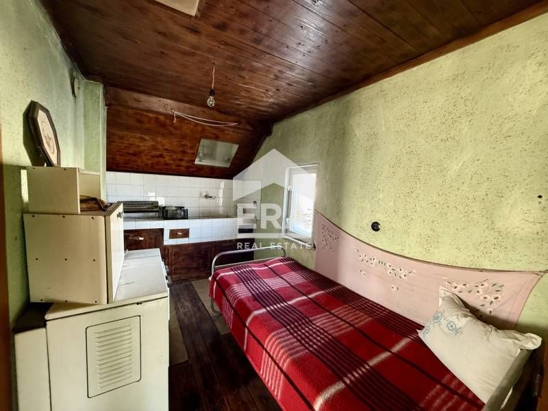 Продава се Къща в с. Червена вода, Област Русе - 120 кв.м за 489 €/кв.м - Снимка #3