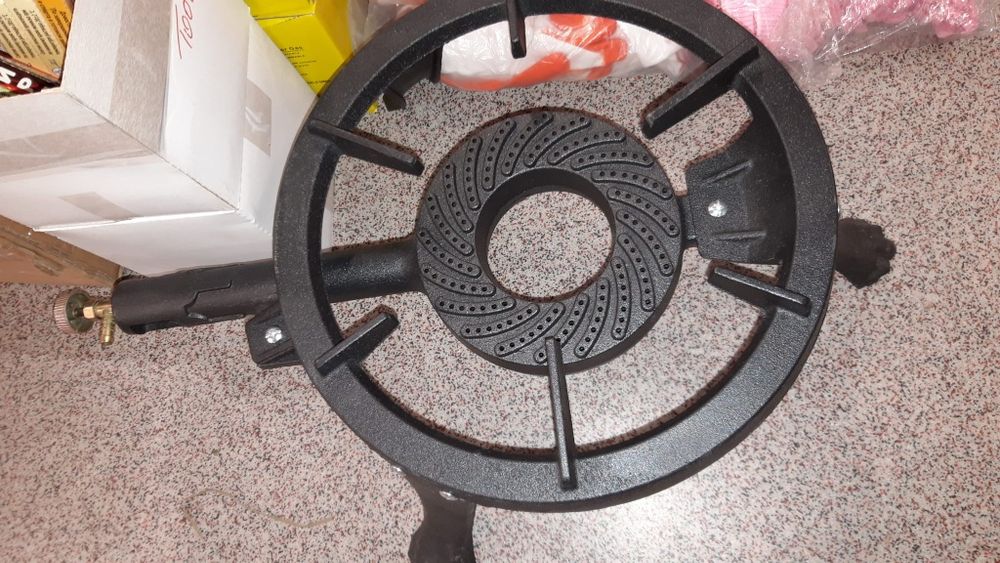 Pirostrie arzator pe gaz. Din fonta. Noua!