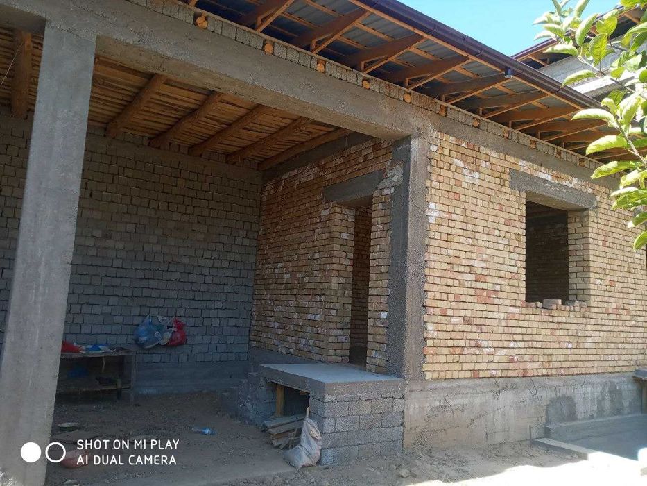 Продаю свой 2х этажный дом в состоянии коробка 6 соток