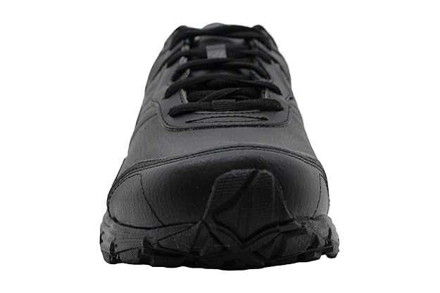 трекинговые кроссовки FILA