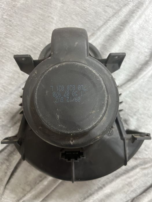 Моторчик печки Таурег оригинал б/у