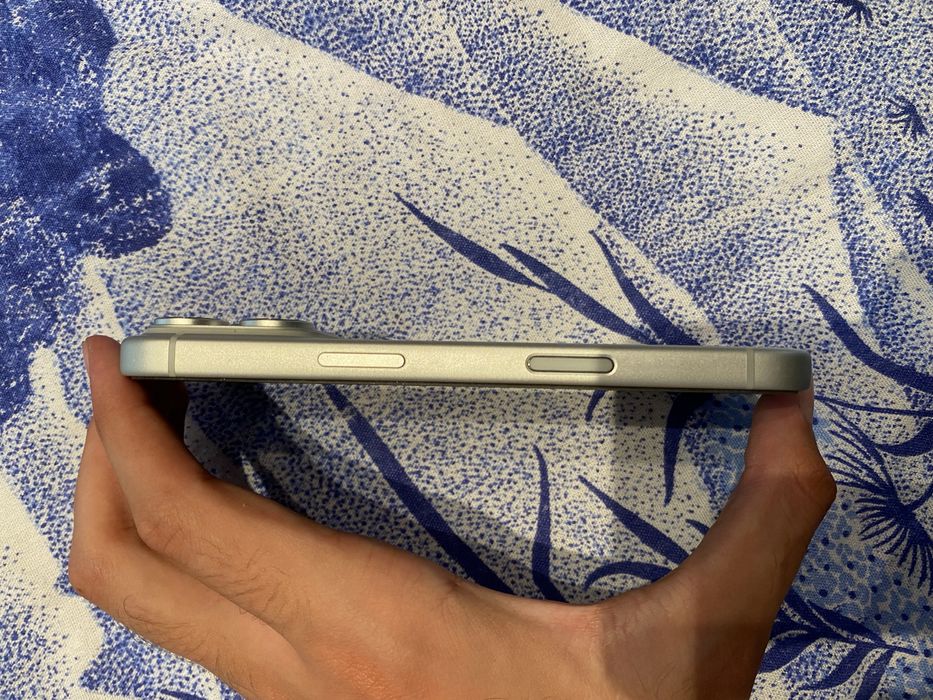 Iphone 17 Pro Silver 256GB В гаранция