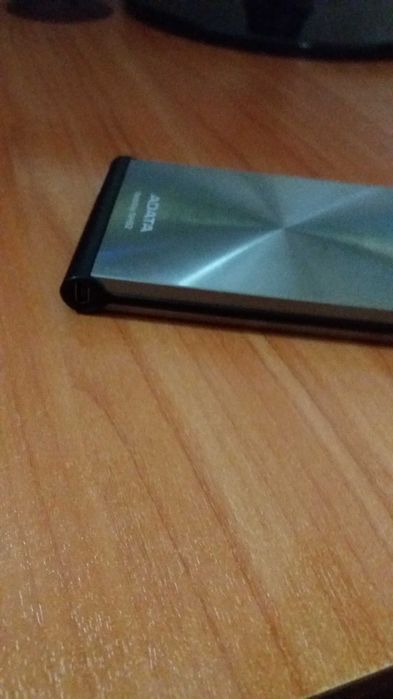 Продам   жесткий    диск  накопитель    320  гб