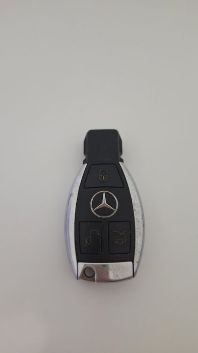 Ключ-рыбка Mercedes-Benz E-класс W212.