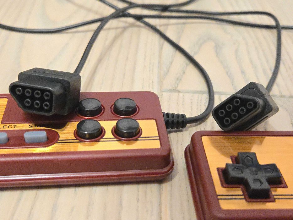 Manete / Controller NES Nintendo 7 pini cu butoane turbo