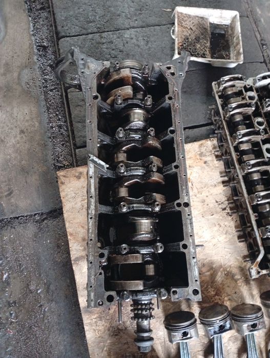 Матор Мерседес 104