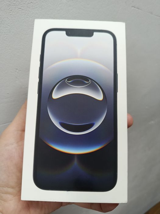 Продам айфон 16e