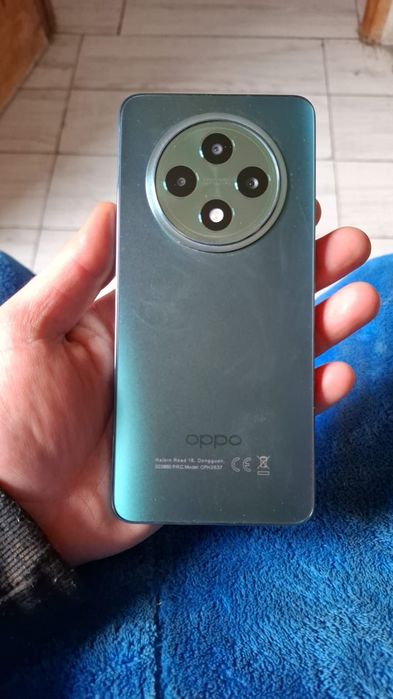 Vând sau schimb Oppo reno 12 FS 512 Gb 12 Gb ram