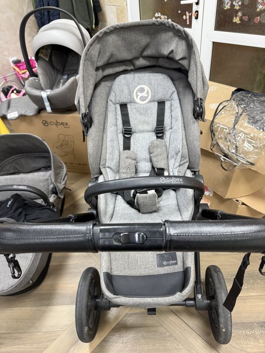 Количка Cybex Priam Premium и Столче за кола Gi i-Size