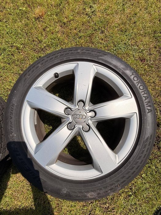 Vând Set4 Anvelope cu Jante aliaj originale Audi