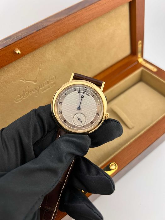 Наручные часы Breguet Classique