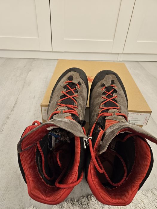 Bocanci munte Mammut