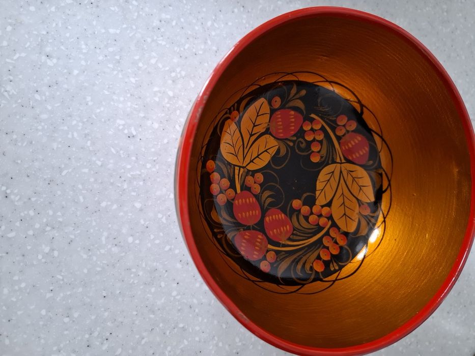 Продаю  деревянные чаши 4 штуки