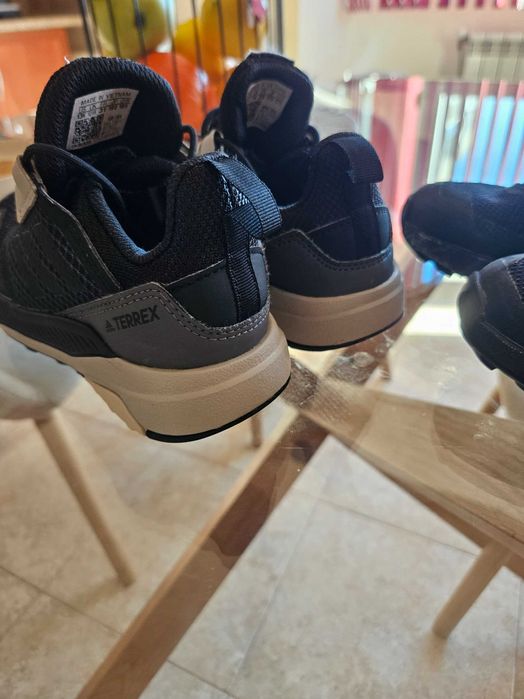 детски маратонки adidas Terrex