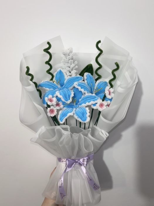 Buchete din sarma plusata