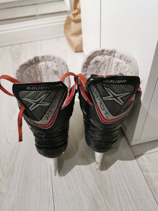 Коньки хоккейные детские