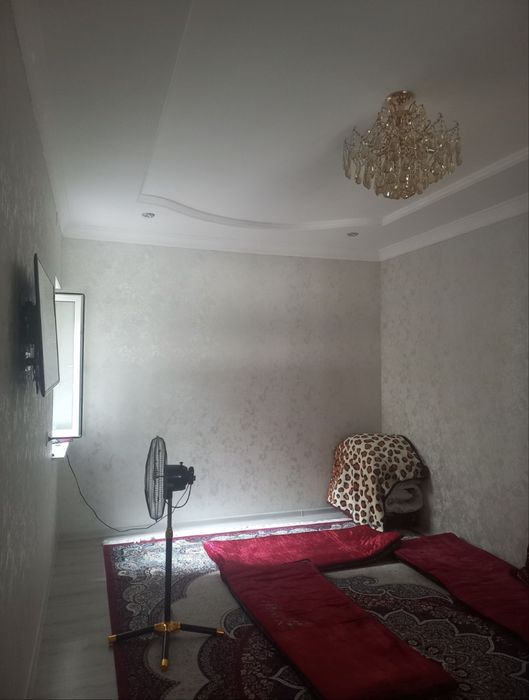 2 etajli uy sotiladi. id-080