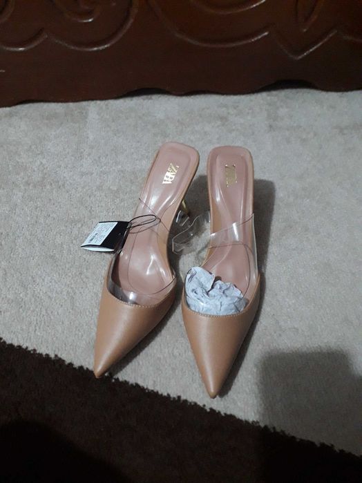 Продам новые туфли