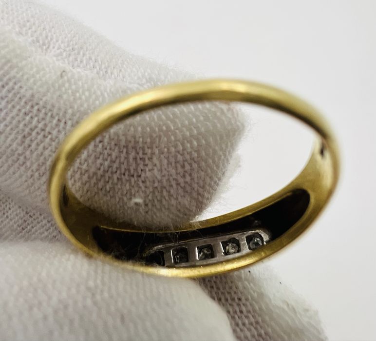 Френски златен пръстен 18к 0.25ct диаманти