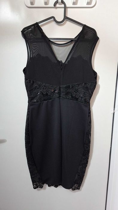 JW Jessica Wright  дантелена с V-деколте и прозрачна горна част EU 40