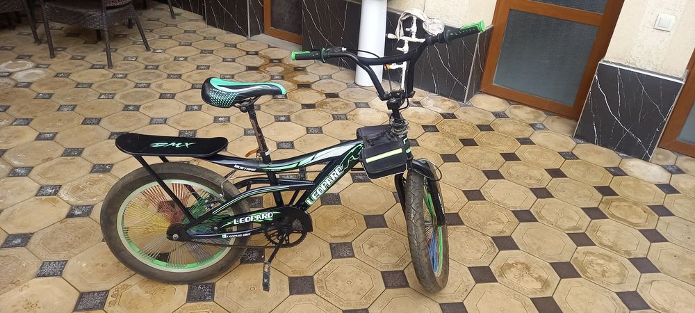 СРОЧНО ПРОДАЁТСЯ: Стильный BMX Leopard в отличном состоянии.