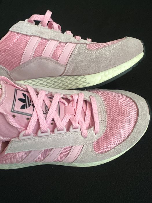 Маратонки Adidas розови