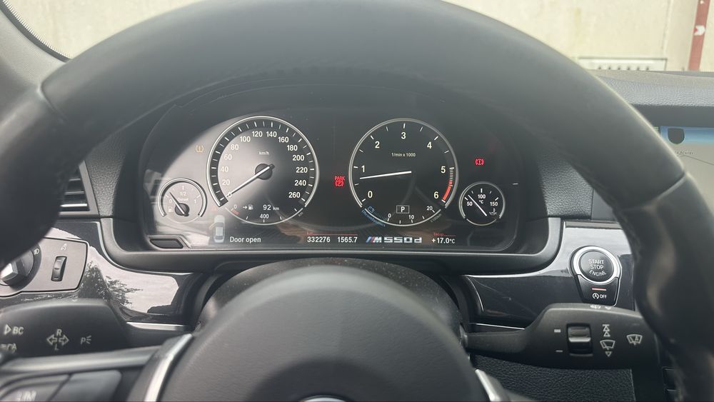 BMW 530d xDrive F10 LCI 2015 | 258 CP | Comfort | Adaptive | Cameră