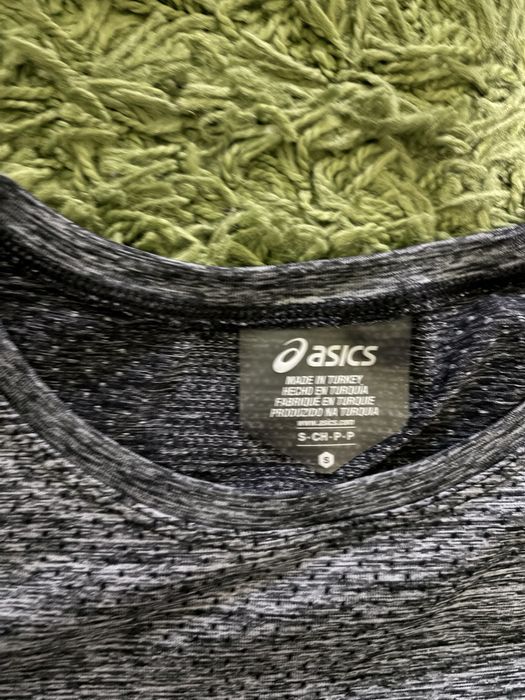 Asics S размер дамска