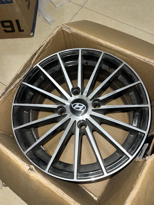 Новый диск хендай R15