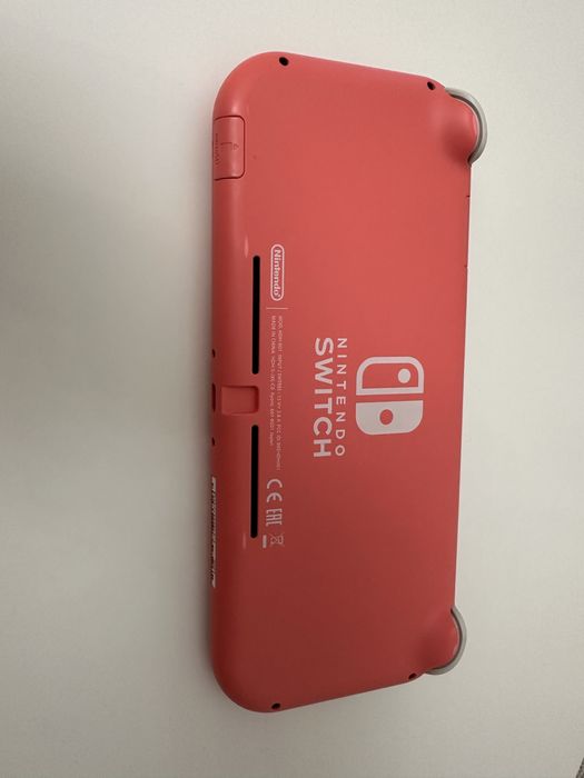 Продам Игровую приставку