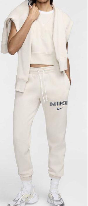 Дамски ангунг Nike Phoenix Fleece