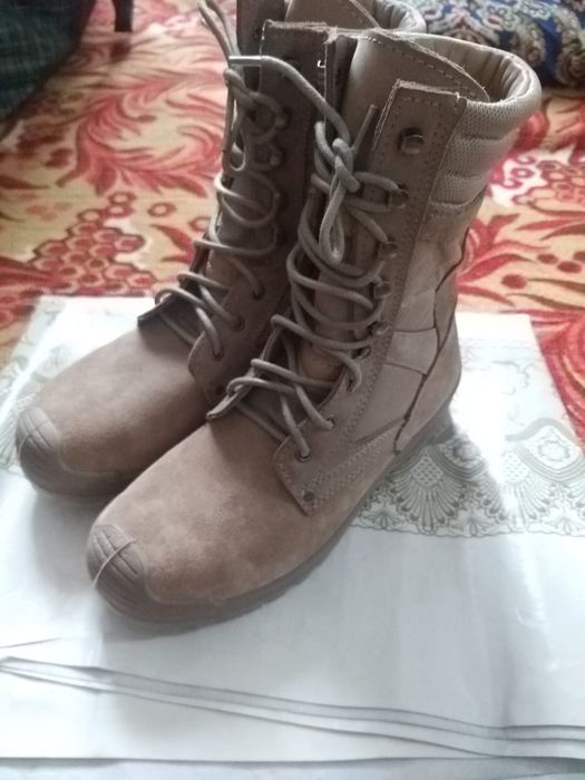 Берцы продам берцы