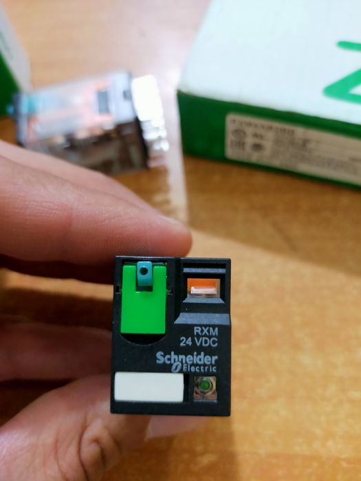 Реле промежуточное RXM4AB2BD
