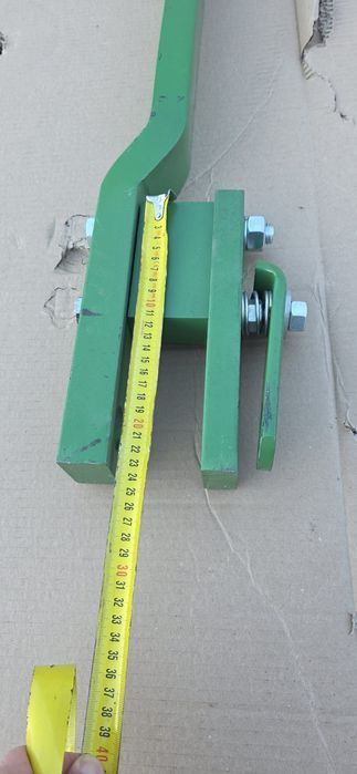 Bara remorca tractor john deere case massey ferguson fendt deutz .se poate trimite prin curier rapid în toată tara