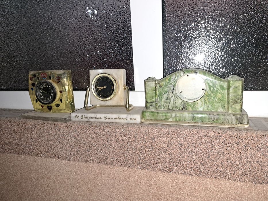 Soat va soat uchun korpus.