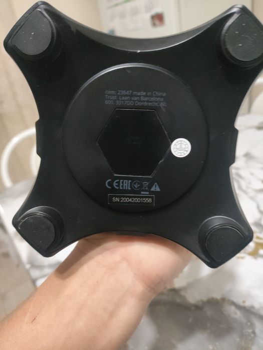 Продам подставку для наушников