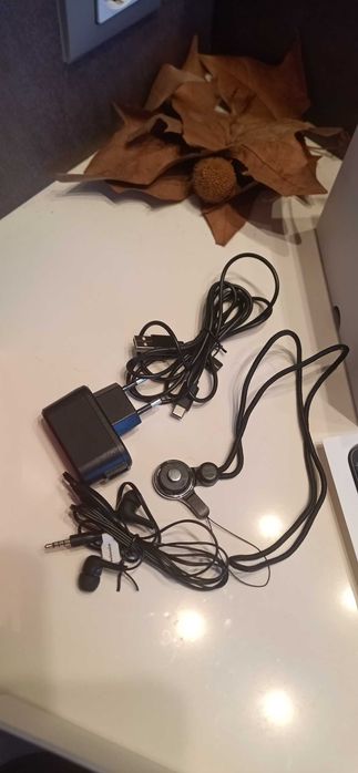 Телефон за възрастни с Андроид. Swissvoice